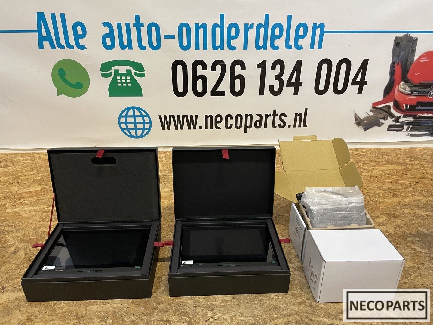 AUDI TV SCHERM HOOFDSTEUN ENTERTAINMENT 4M0051700F NIEUW, Ophalen of Verzenden, -, -, -
