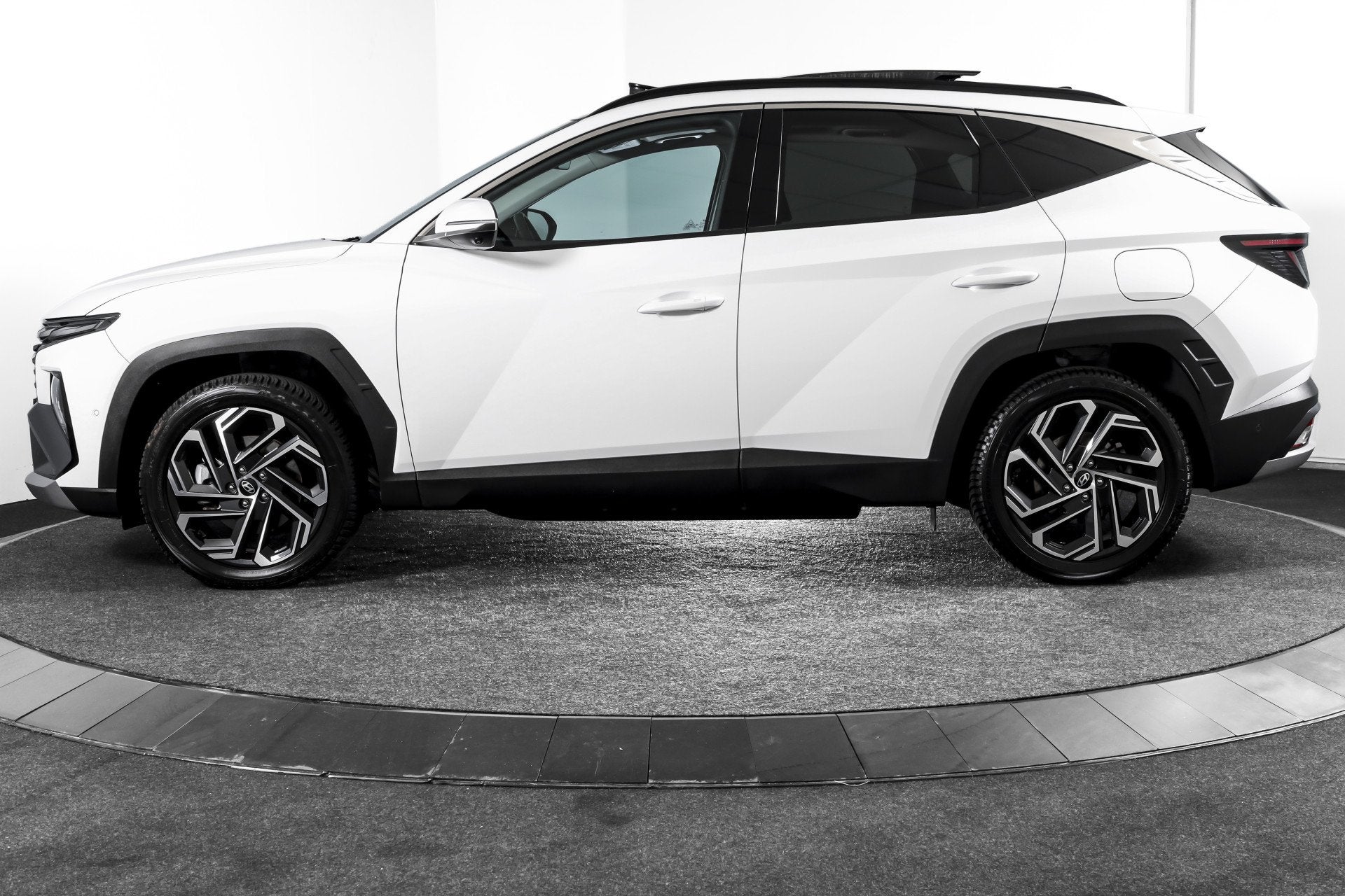 Foto 5 van Hyundai Tucson 1.6 T-GDI PHEV Premium Sky 4WD | S/K-Panodak