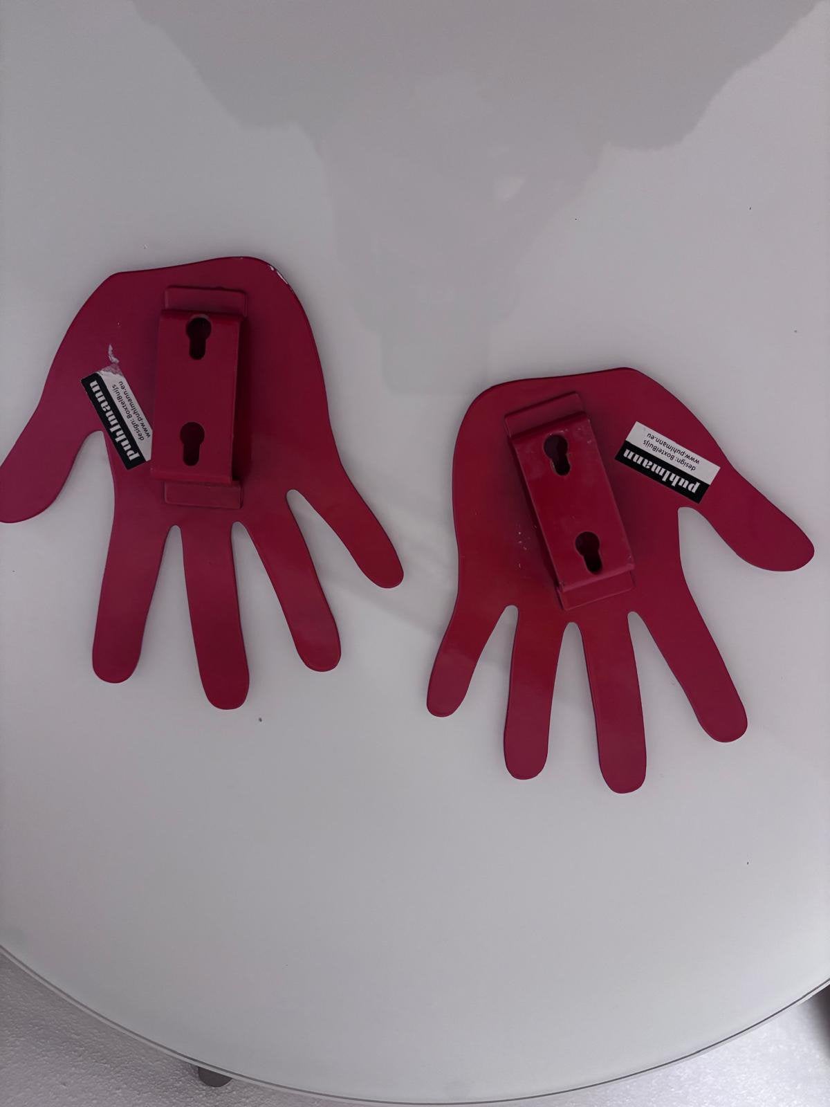 Set van twee vrolijke rode handjes kapstokhaken, Ophalen of Verzenden, Zo goed als nieuw, Minder dan 100 cm