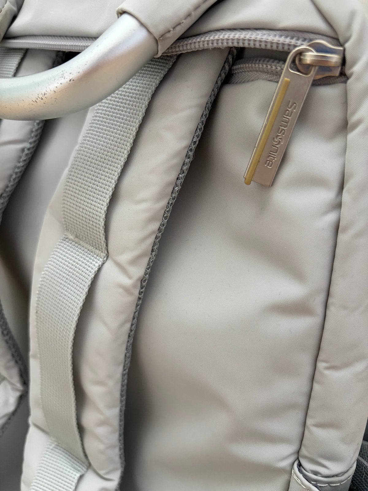 Lichte en handige Samsonite laptoptas, Computers en Software, Laptoptassen, Ophalen, Gebruikt, Grijs, 13 inch