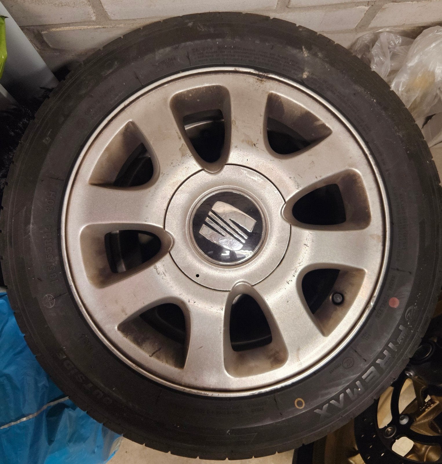 2 Banden incl seat arosa velgen 185/55/14, Ophalen, Gebruikt, Seat