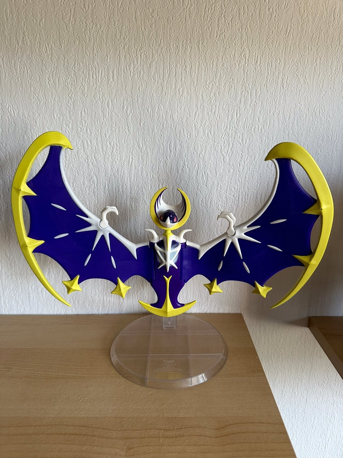 Tomy Pokemon figuur Lunala, Verzamelen, Poppetjes en Figuurtjes, Ophalen of Verzenden, Zo goed als nieuw