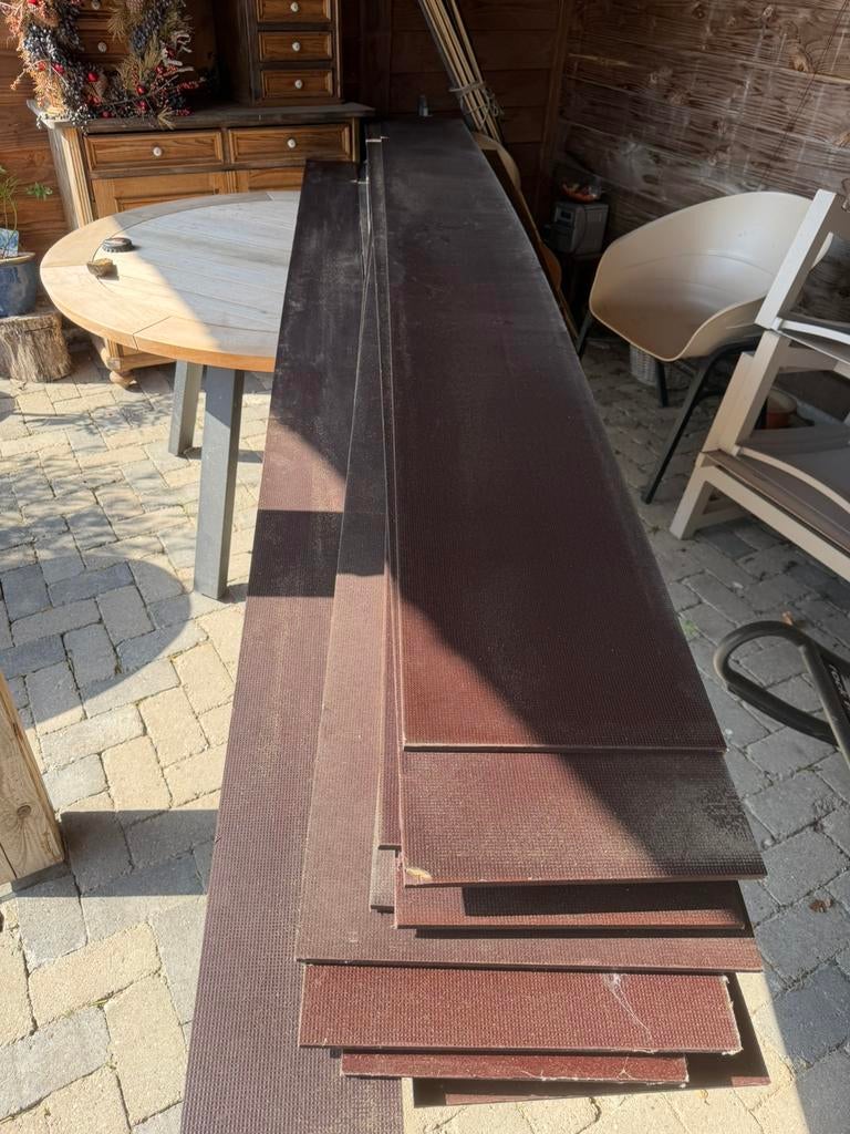 STROKEN BETONPLEX 9 MM ANTISLIP, Ophalen, Zo goed als nieuw