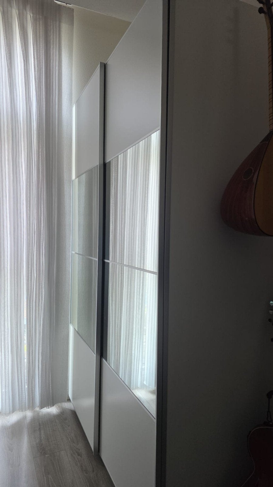 IKEA PAX Kledingkast met schuifdeuren en spiegelpanelen, Huis en Inrichting, Kasten | Kledingkasten, Ophalen, Met deur(en), Gebruikt
