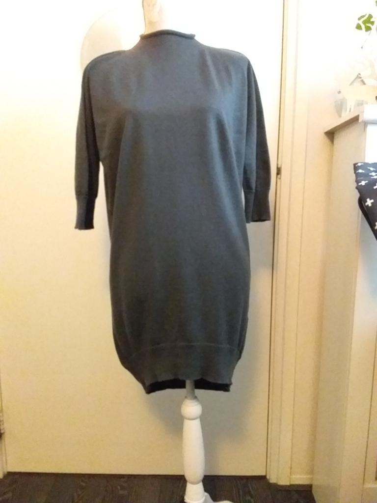 Cos. Trui/jurk. Maat S, Maat 38/40 (M), Ophalen of Verzenden, Zo goed als nieuw, Knielengte
