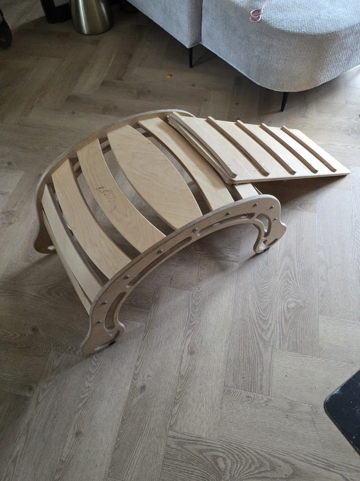 Montessori/Pikler klimboog / rocker met klim/glij plank, Kinderen en Baby's, Speelgoed | Houten speelgoed, Ophalen, Zo goed als nieuw