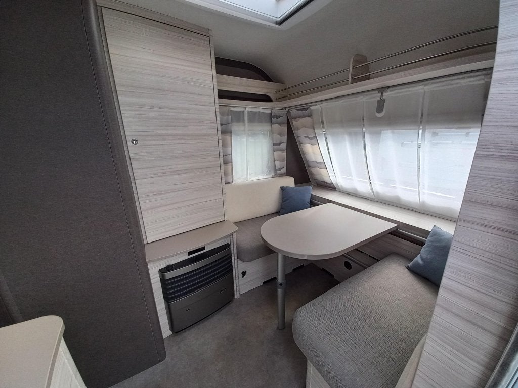 Dethleffs C'Joy 460 LE cassette-mover-etc, 2 aparte bedden, Bedrijf, Treinzit, Tot en met 3