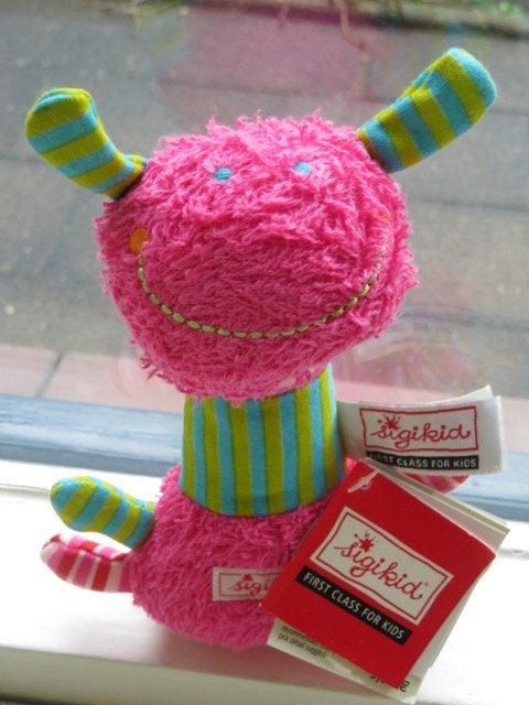 Rammelaar merk Sigikid monster giraffe meet ca 18 cm, Kinderen en Baby's, Giraf, Nieuw, Ophalen of Verzenden, Wasbaar