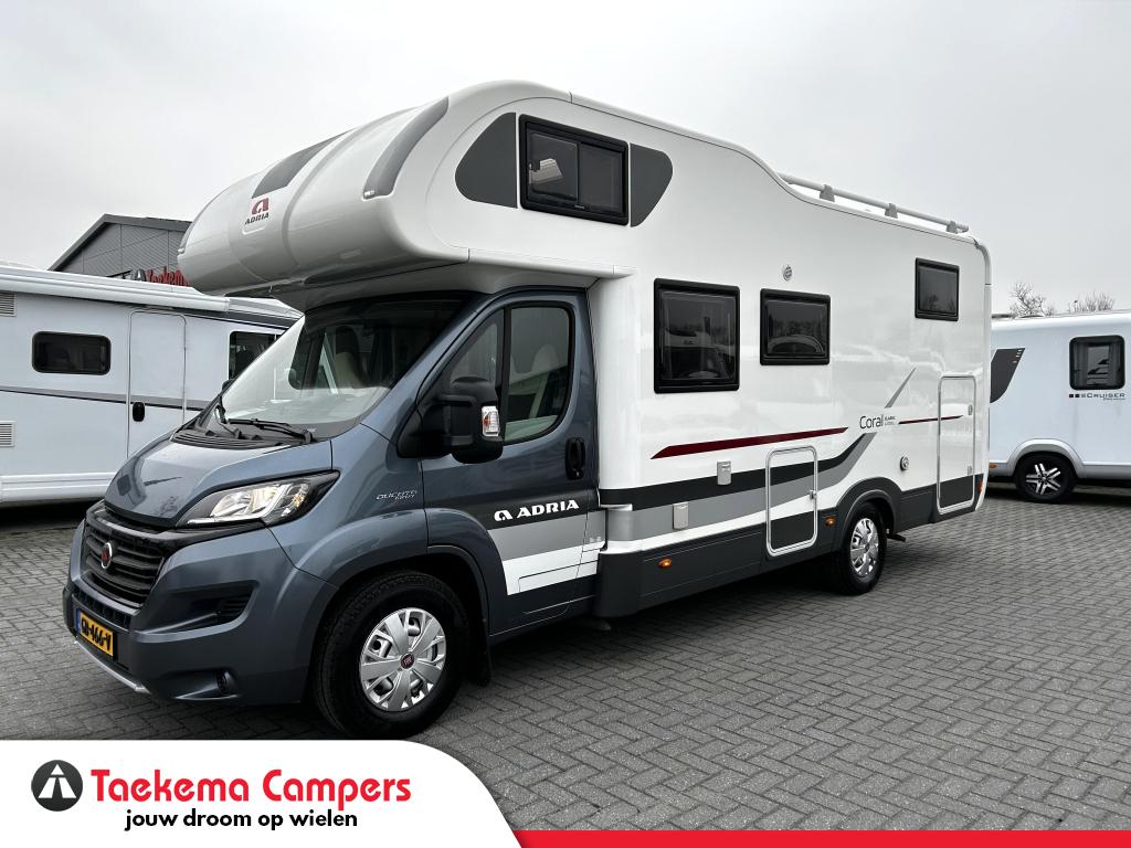Adria Coral A 670SL Alkoof/Enkele-bedden/2015/Automaat/Euro5, Caravans en Kamperen, Campers, Automaat, Alkoof, Fiat, 7 tot 8 meter