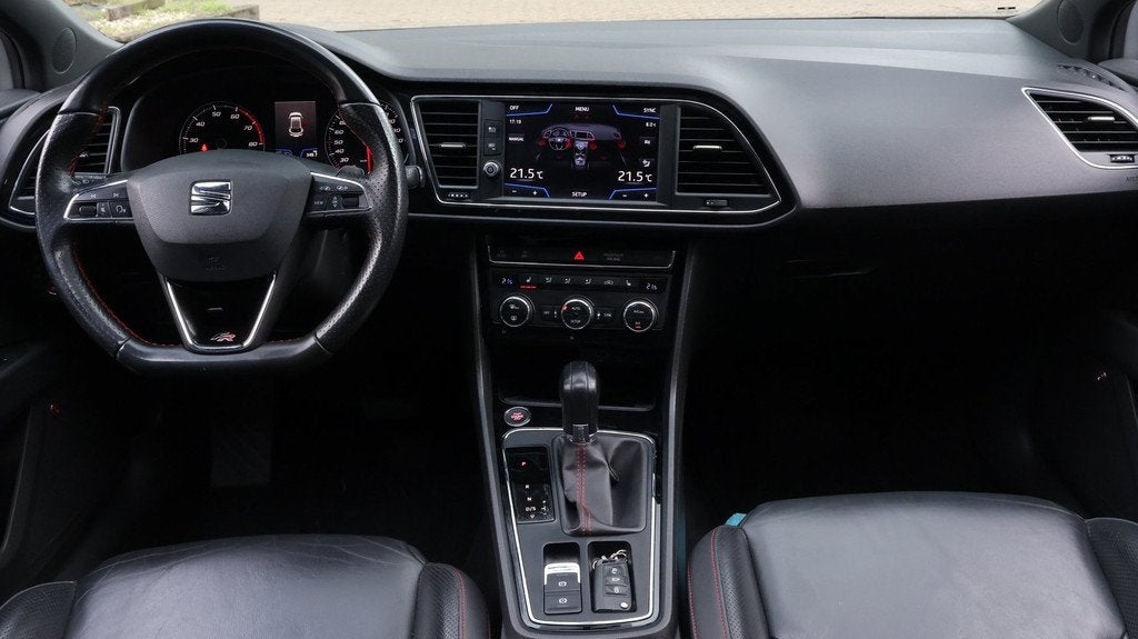 Seat Leon 2.0 TSI FR Business Intense 190pk|Pano|Leder|Tr.ha, Gebruikt, 1984 cc, Leon, Wit