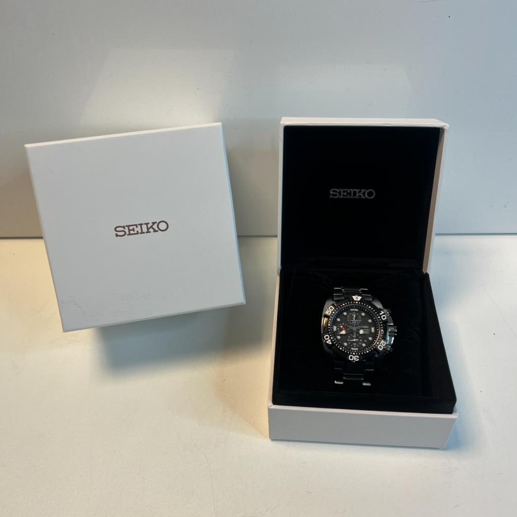 Seiko Velatura Chronograph Scuba Diver 200M 7T92-0JT0, Seiko, Zo goed als nieuw, Support@seiko.com, 5-11, Akasaka 2-chome
Minato-ku, Tokyo 107-0052
Japan