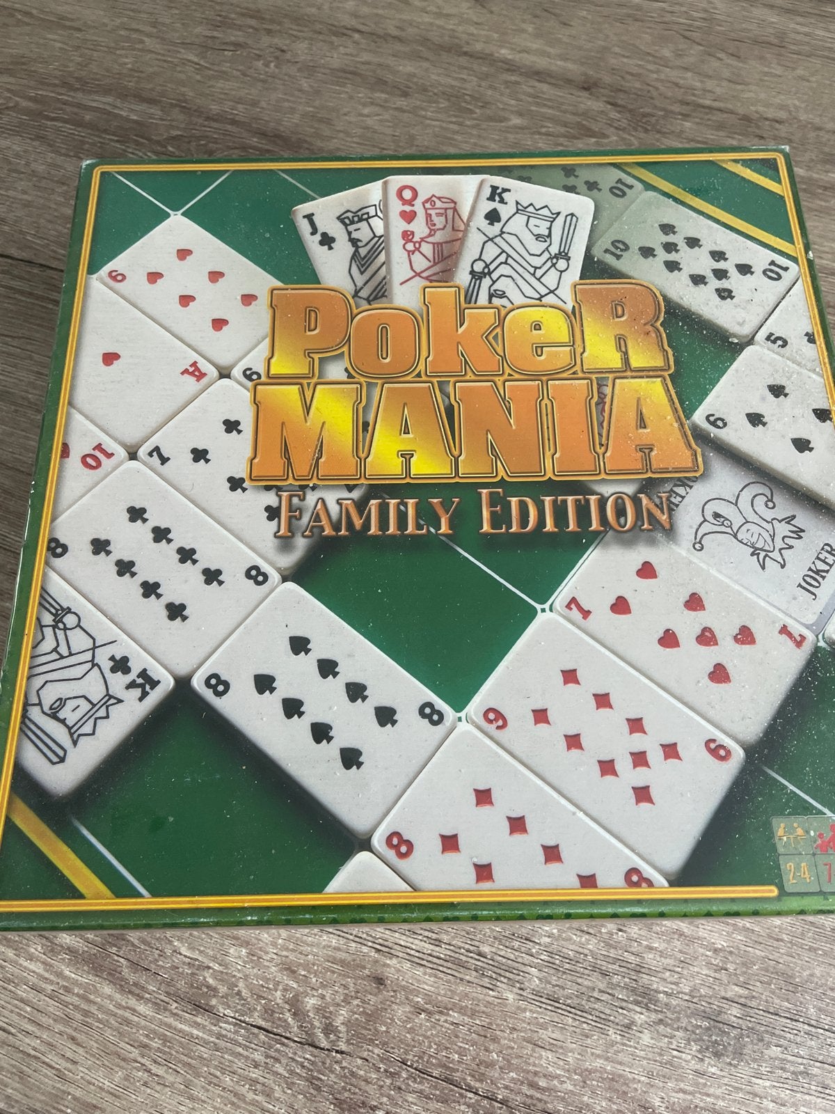 Poker Mania Family Edition Bordspel, Drie of vier spelers, Ophalen of Verzenden, Zo goed als nieuw