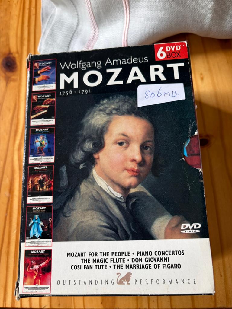 6 Dvd box mozart, Alle leeftijden, Boxset, Muziek en Concerten, Ophalen of Verzenden