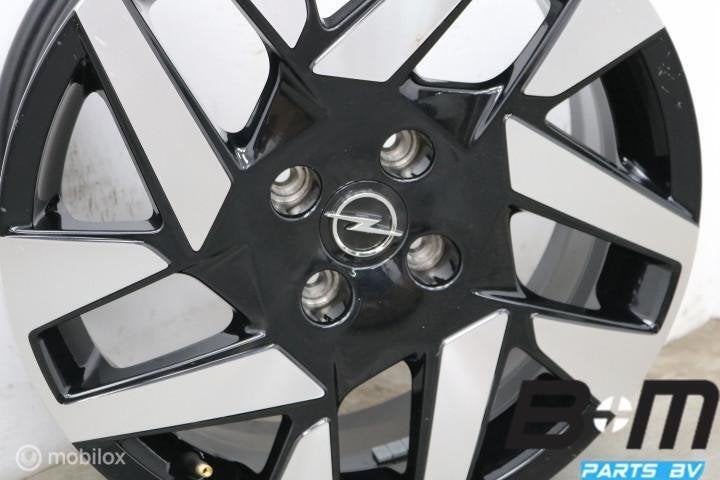 Foto 4 van ORIGINEEL! 1 losse 17 inch velg Opel Mokka! 9835097480