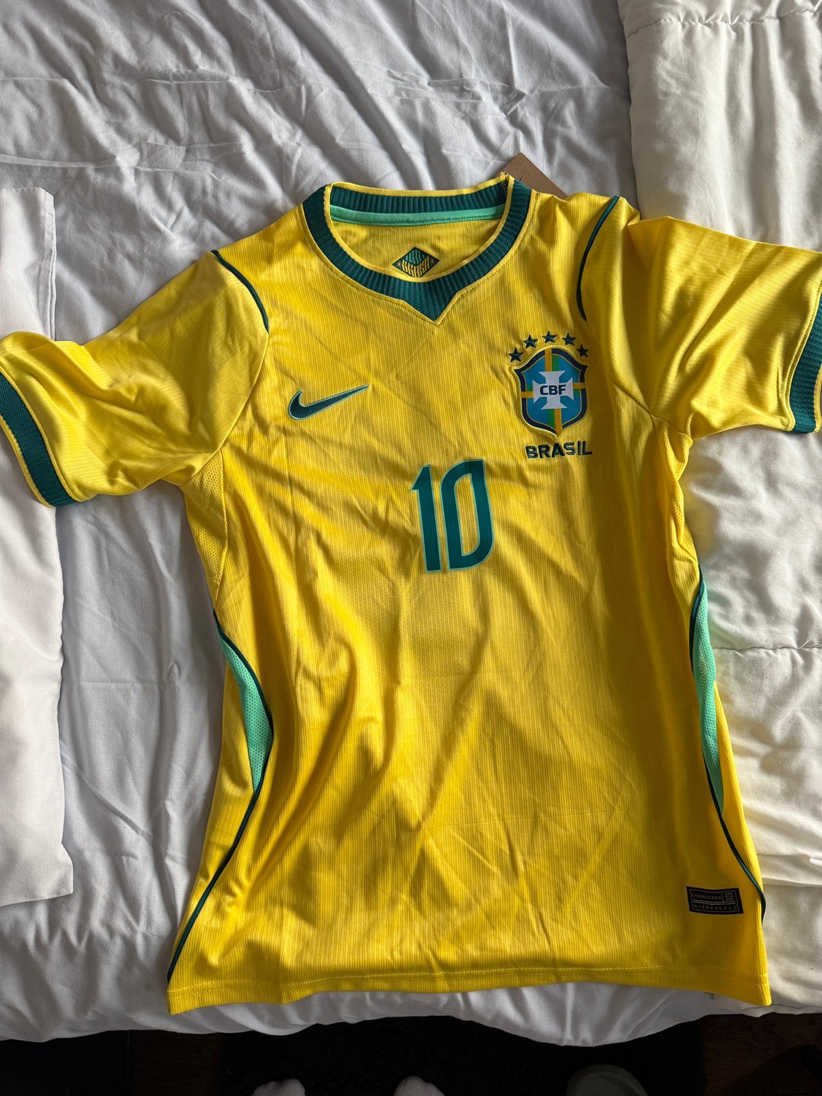 Nike brazilie voetbalshirt maat M neymar, Sport en Fitness, Maat M, Ophalen of Verzenden, Nieuw, Shirt
