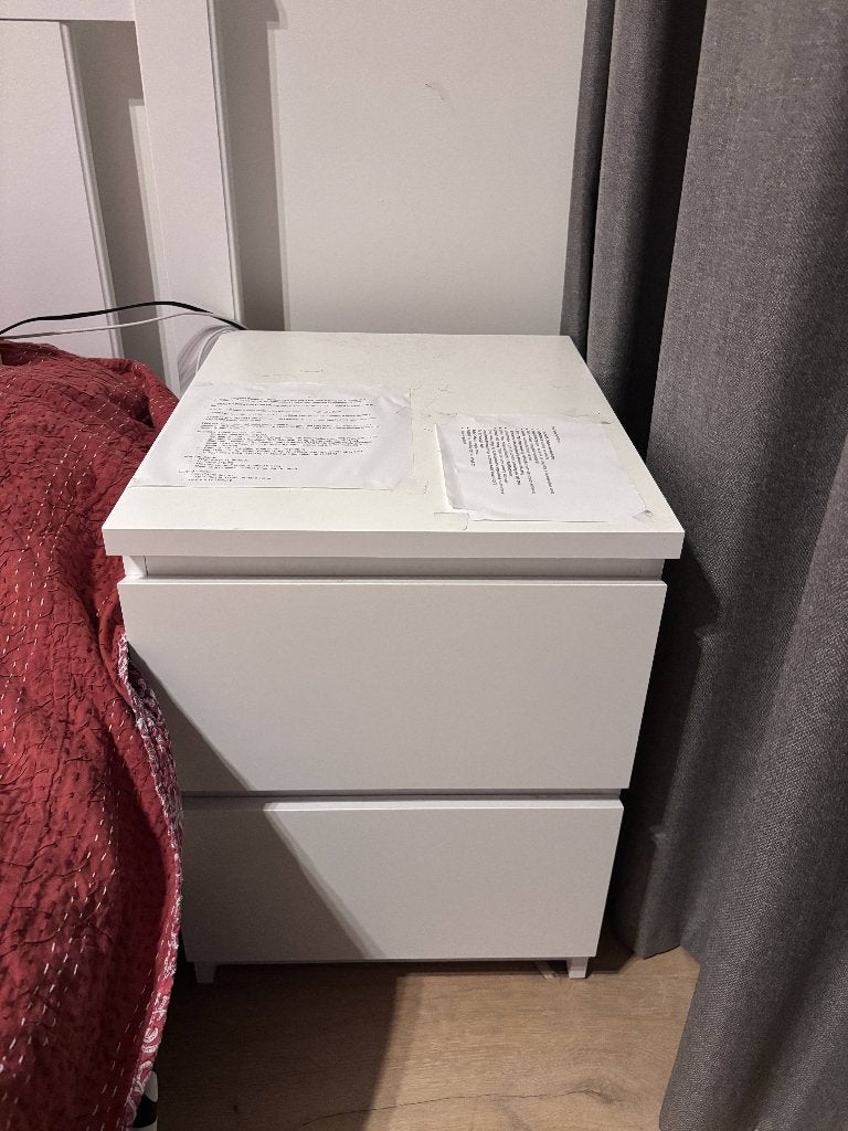 ikea side table, Huis en Inrichting, Tafels | Bijzettafels, Ophalen, Zo goed als nieuw, 75 cm of meer, 60 cm of meer