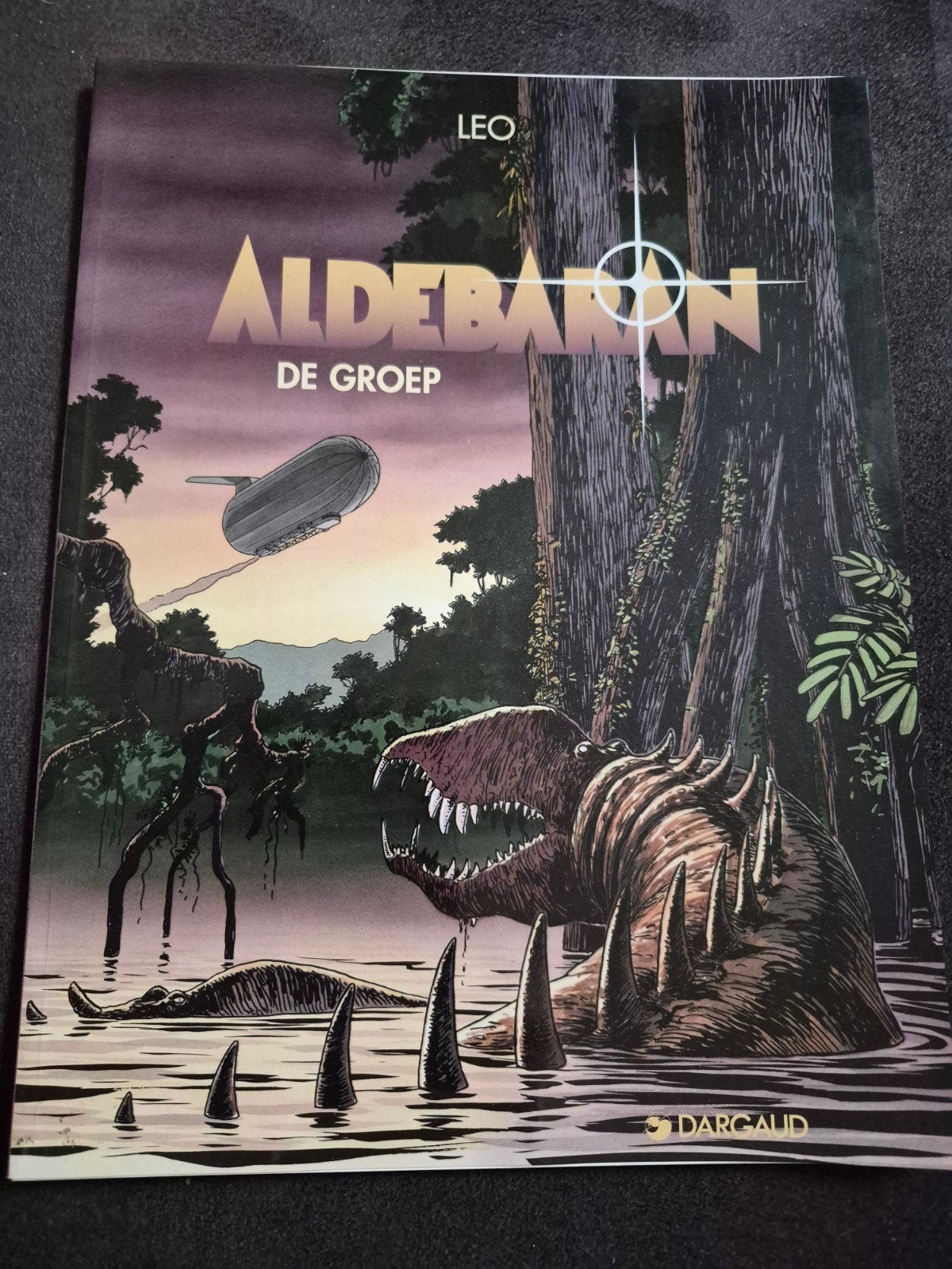 Aldebaran - De Groep (nr 4) - Nieuwstaat 1e druk 1997, Boeken, Eén stripboek, Ophalen of Verzenden, Nieuw, Leo