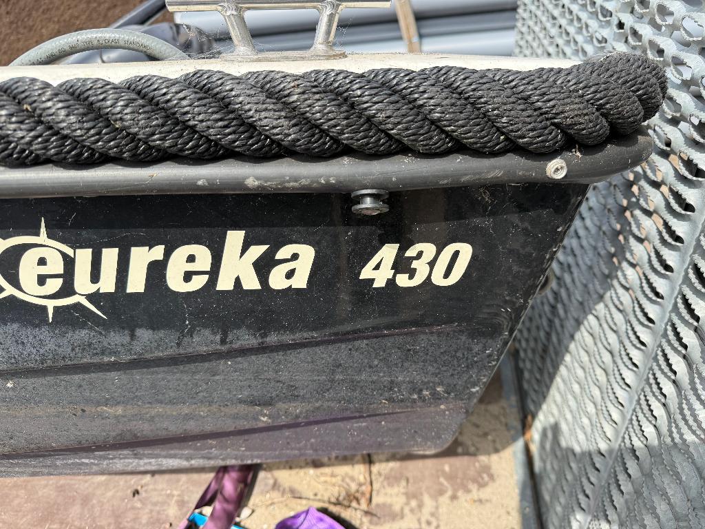 Eureka 430 polyester boot met 6 pk fourstroke Tohatsu, Overige merken, Buitenboordmotor, 6 pk, Zo goed als nieuw