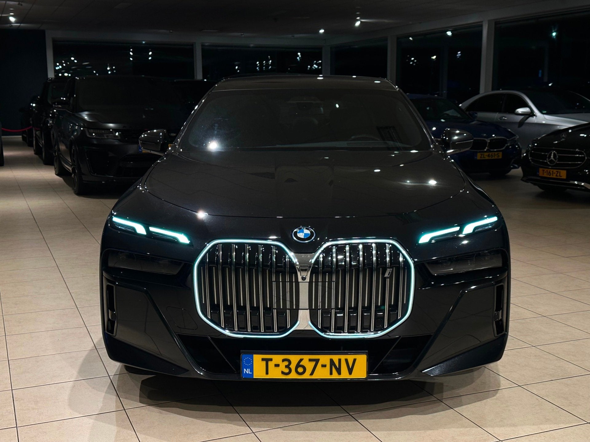 BMW I7 XDrive60 106 kWh/BTW|NAP|MASSAGE|PANO|SKYLOUNGE|VOLL, Auto's, Automaat, Dealer onderhouden, Gebruikt, 2000 kg