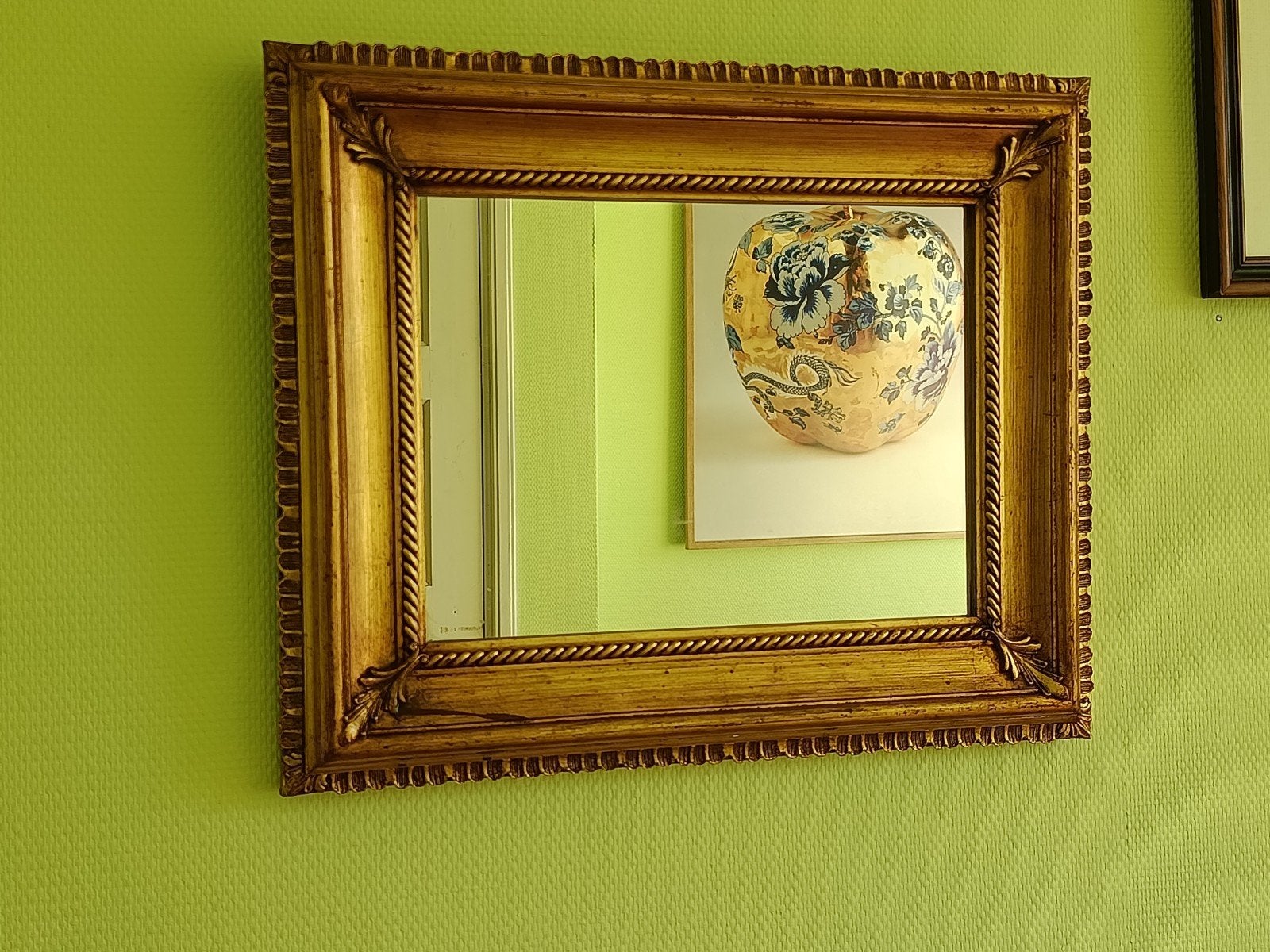 Mooie goed vergulde spiegel in brocante stijl, Ophalen, Rechthoekig