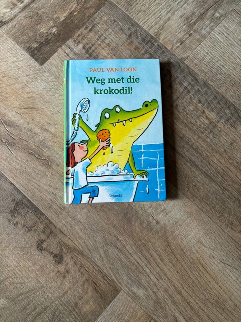 Paul van Loon - weg met die krokodil!, Ophalen of Verzenden, Fictie algemeen