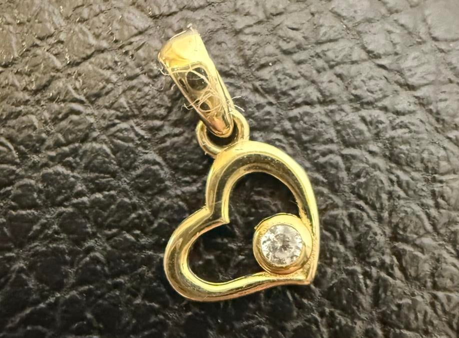 Prachtige 14 karaats gouden hartje hanger, Sieraden, Tassen en Uiterlijk, Bedels, Ophalen of Verzenden, Nieuw, Goud, Overige merken