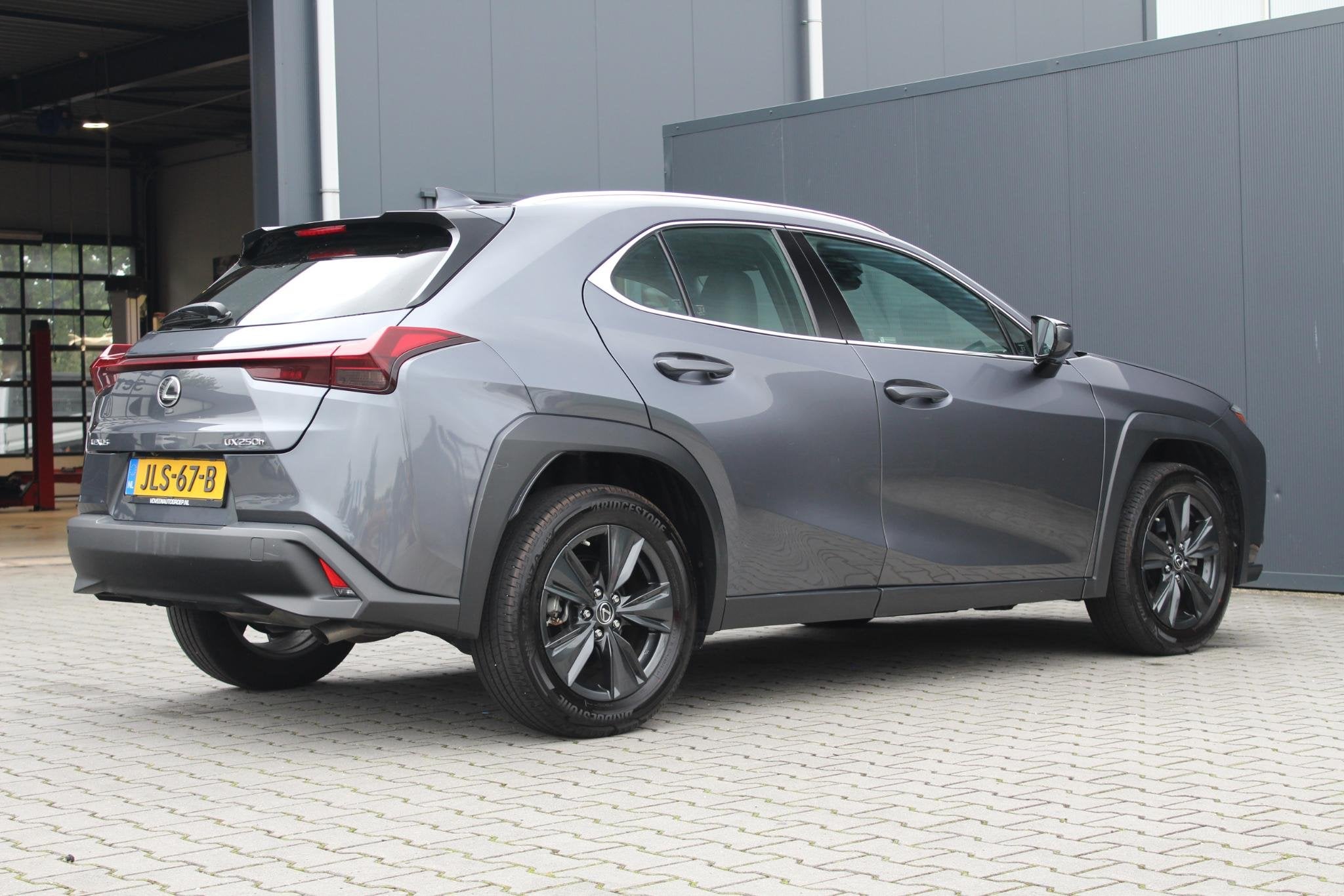 Lexus UX 250h | Incl. 12 maanden garantie | Achteruitrijcame, Auto's, Stof, Gebruikt, 4 cilinders, Bedrijf