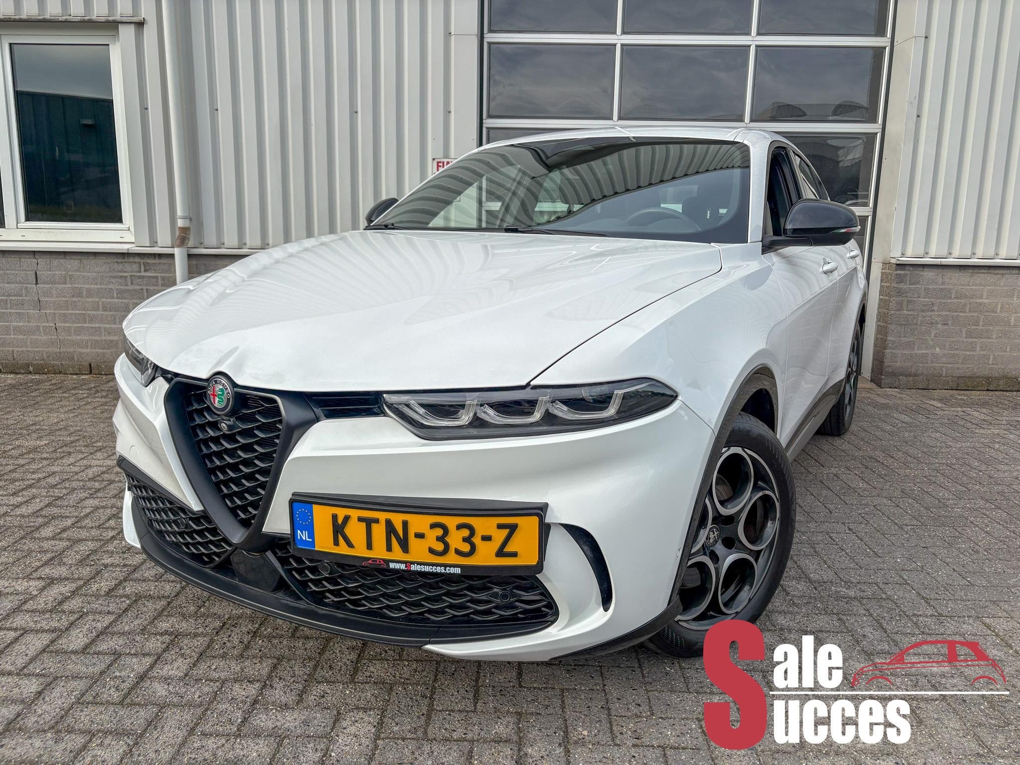 Alfa Romeo Tonale 1.5T Hybrid Ti, Auto's, Stof, Gebruikt, Euro 6, 4 cilinders