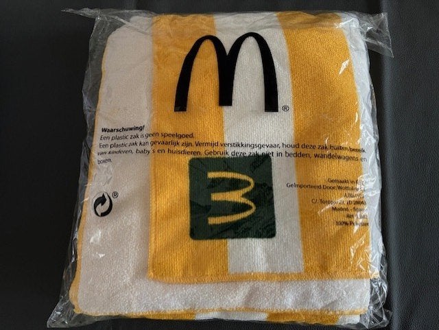McDonalds badlaken, geel wit gestreept. Maat: 160 x 90 cm, Ophalen of Verzenden, Nieuw, Overige kleuren, Handdoek