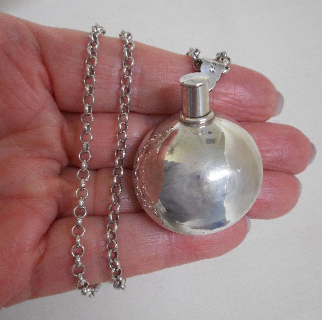 Zilveren lange jasseron ketting met flacon hanger nr.1719, Sieraden, Tassen en Uiterlijk, Kettingen, Met hanger, Verzenden, Zo goed als nieuw