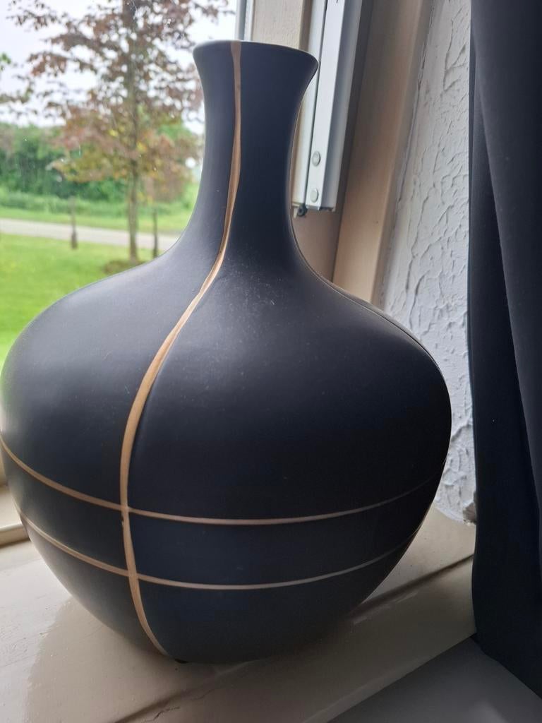 Riverdale vaas, 2 stuks, Huis en Inrichting, Woonaccessoires | Vazen, Ophalen, Zwart, Minder dan 50 cm, Glas