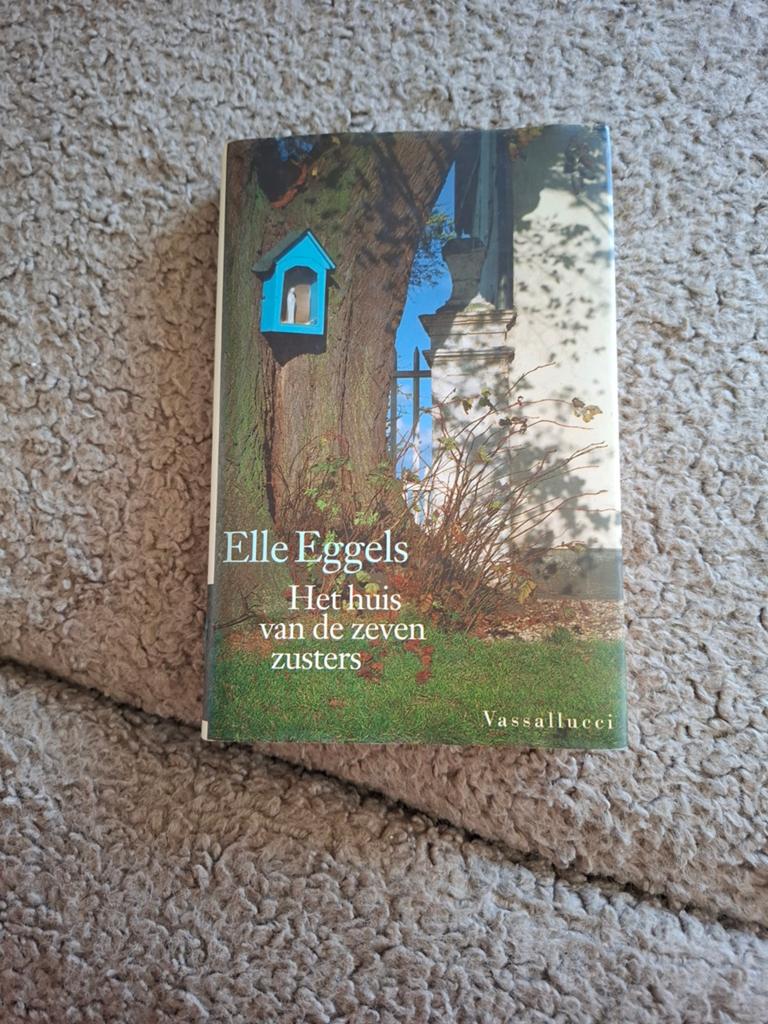 Elle Eggels - Het huis van de zeven zusters, Boeken, Ophalen of Verzenden, Zo goed als nieuw, Elle Eggels