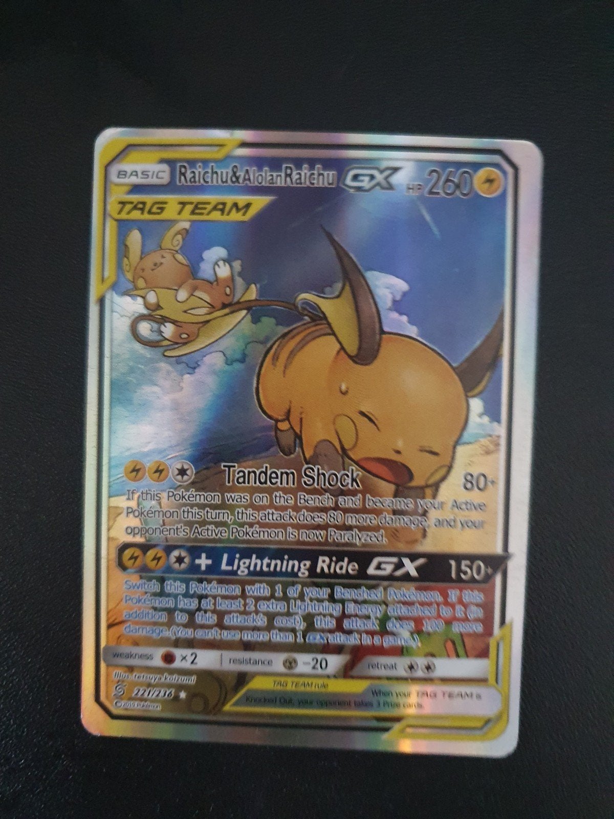 Raichu & Alolan Raichu GX TAG TEAM Pokémon Kaart, Hobby en Vrije tijd, Verzamelkaartspellen | Pokémon, Ophalen of Verzenden, Zo goed als nieuw
