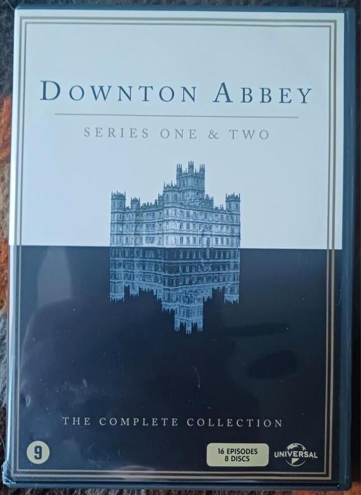 Downton Abbey Series 1 & 2, Boxset, Ophalen of Verzenden, Zo goed als nieuw, Drama