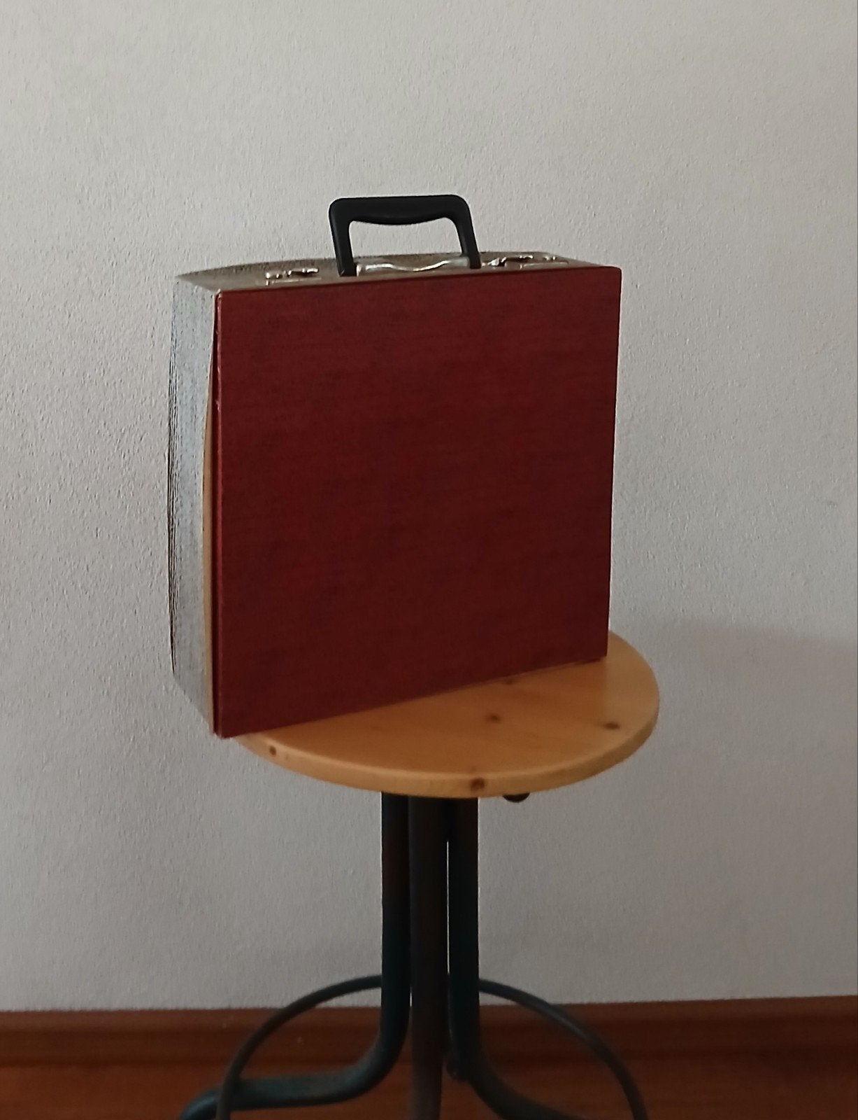 Vintage Lp koffer Bordeauxrood/Grijs, Ophalen of Verzenden, Huis en Inrichting