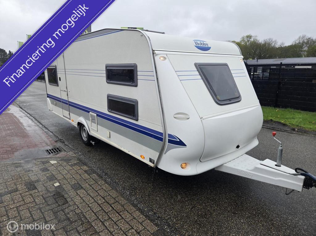 Hobby 540 kinderkamer mover airco voortent luifel, Caravans en Kamperen, Caravans, Overige typen, Rondzit, Hobby, Bedrijf