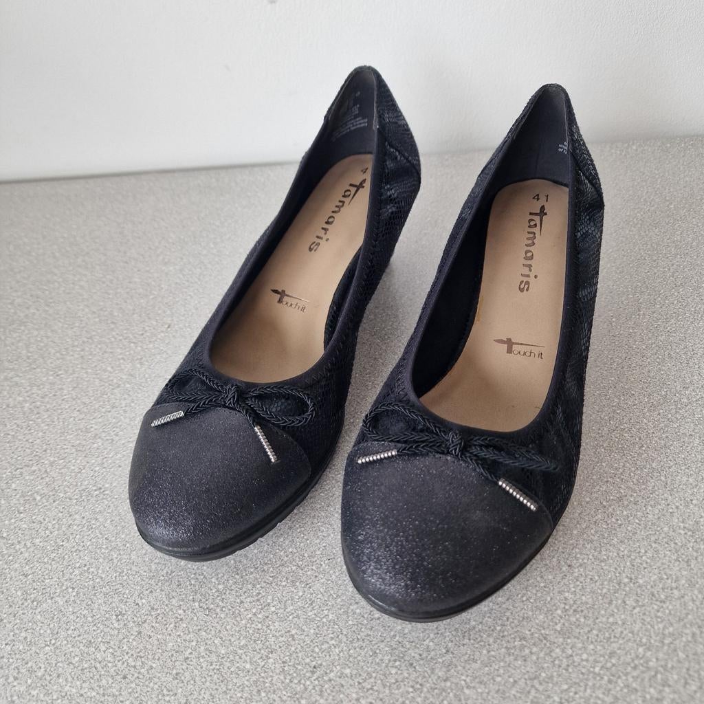 Tamaris schoenen maat 41. Kleine sleehak. Zwart grijs., Tamaris, Verzenden, ., Zwart