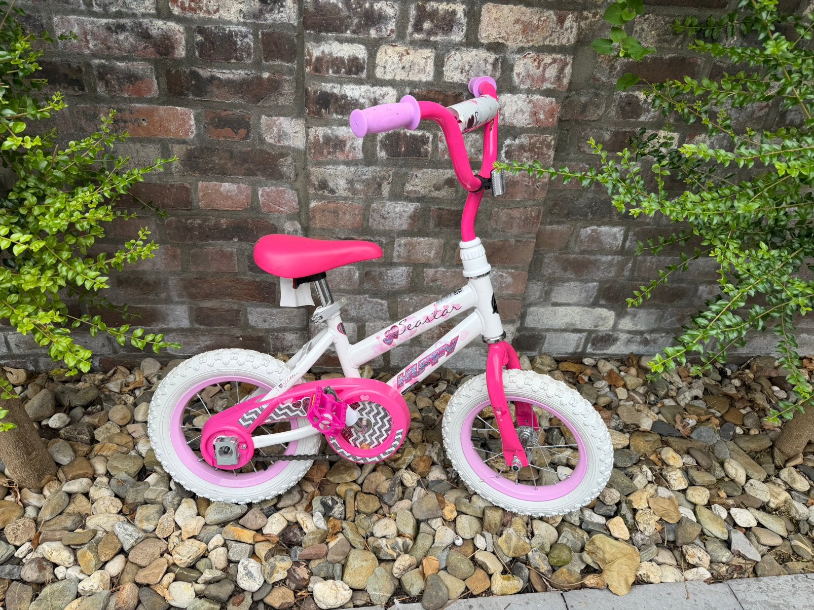 Huffy Seastar 12.5” Kids Bike – Pink, Fietsen en Brommers, Fietsen | Kinderfietsjes, Ophalen, Zo goed als nieuw, Terugtraprem