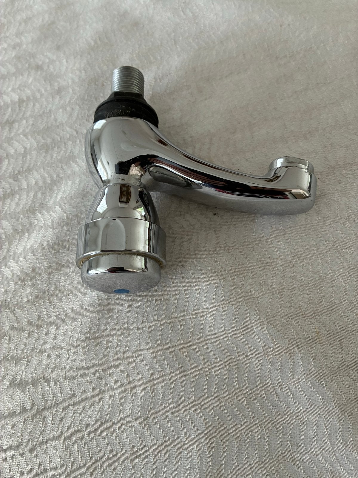 Chromen kraan voor badkamer of keuken, Doe-het-zelf en Verbouw, Sanitair, Ophalen of Verzenden, Nieuw, Chroom, Kraan