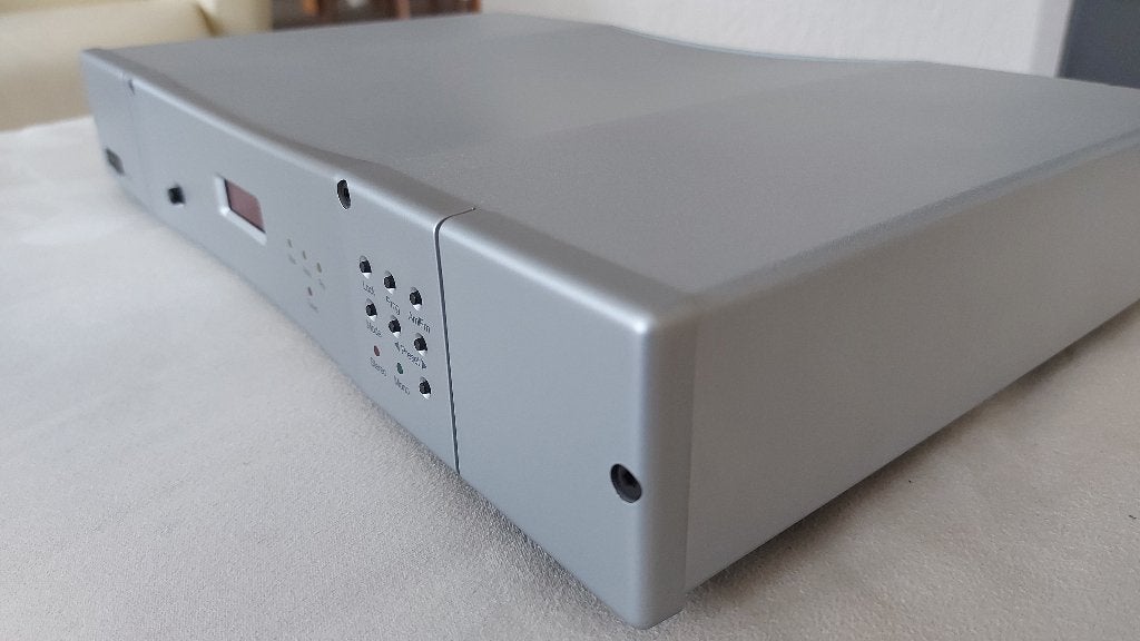 Rega Radio R High-End Tuner, Audio, Tv en Foto, Ophalen of Verzenden, Zo goed als nieuw, Analoog