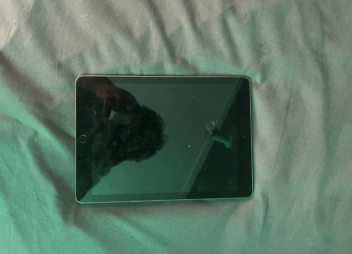 Ipad 6th gen, Computers en Software, 32 GB, Apple iPad, Zo goed als nieuw, Grijs