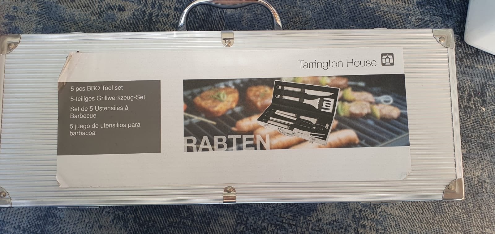 Tarrington House 5-delige BBQ Gereedschap Set in Koffer, Ophalen, Zo goed als nieuw