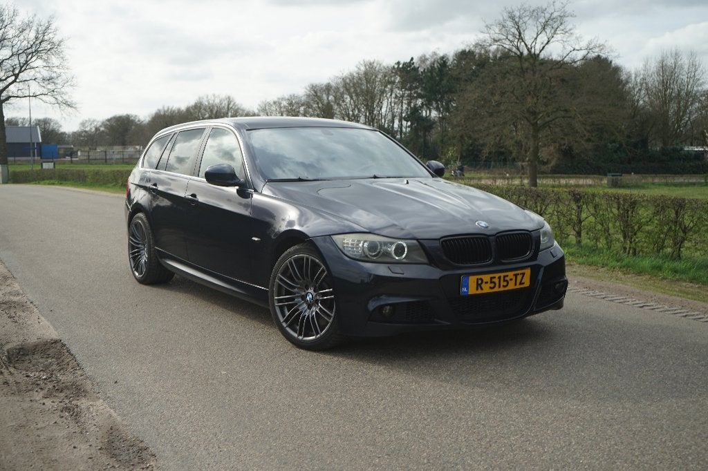 BMW 3-Serie 335i x-Drive, Automaat, 1800 kg, Blauw, Vierwielaandrijving