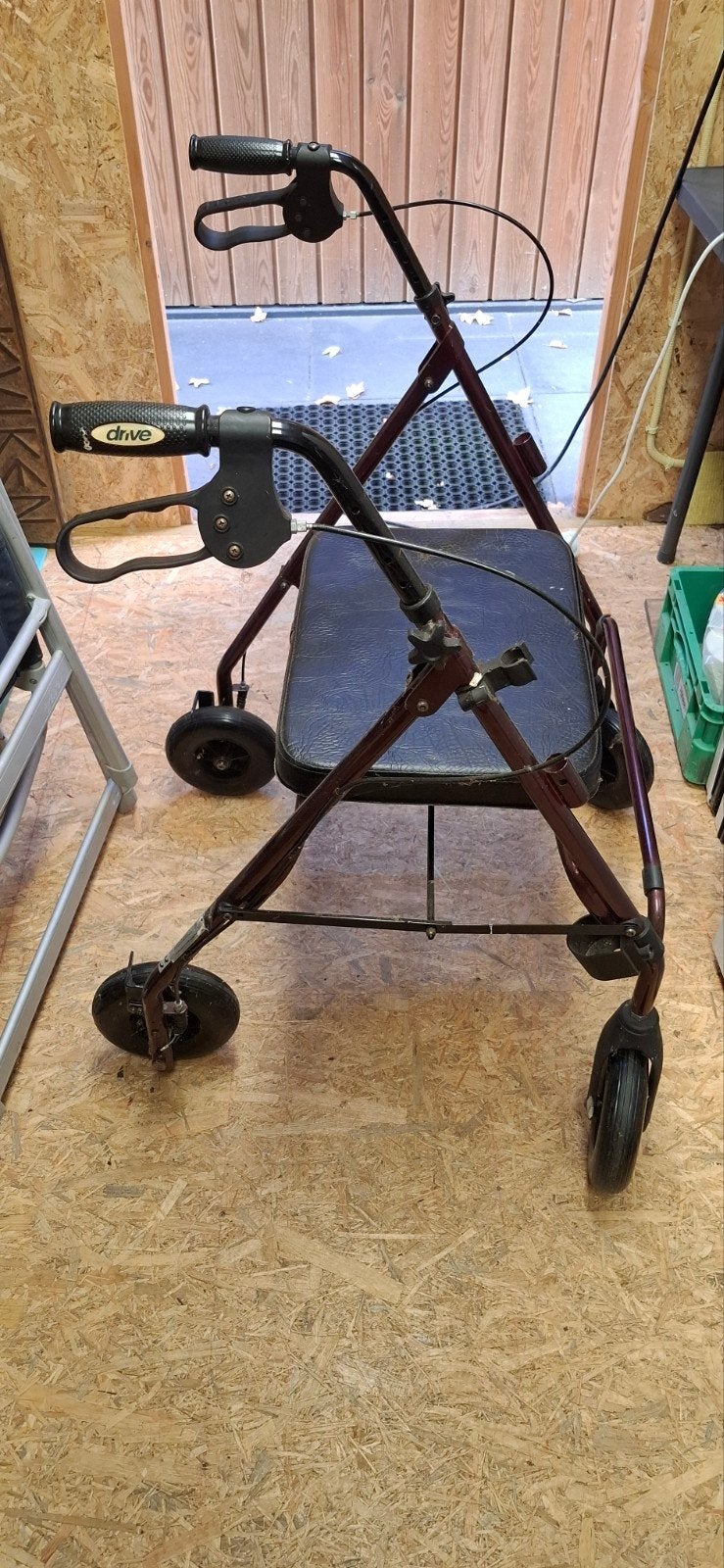 Rollator XL, Ophalen, Opvouwbaar, Zo goed als nieuw