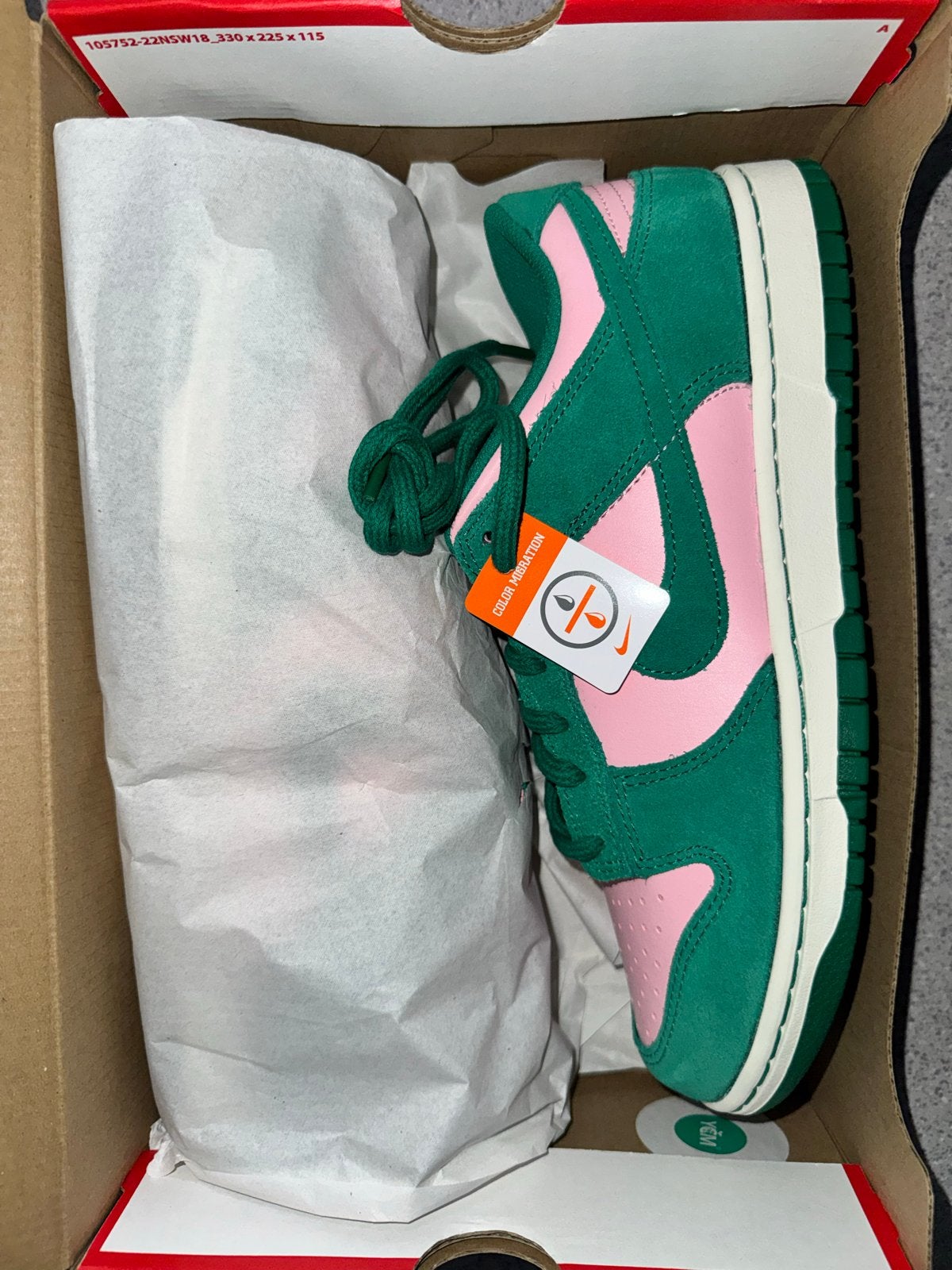 Nieuwe Nike Dunk Low Groen Roze Sneakers, Ophalen of Verzenden, Nieuw, Overige kleuren, Sneakers of Gympen