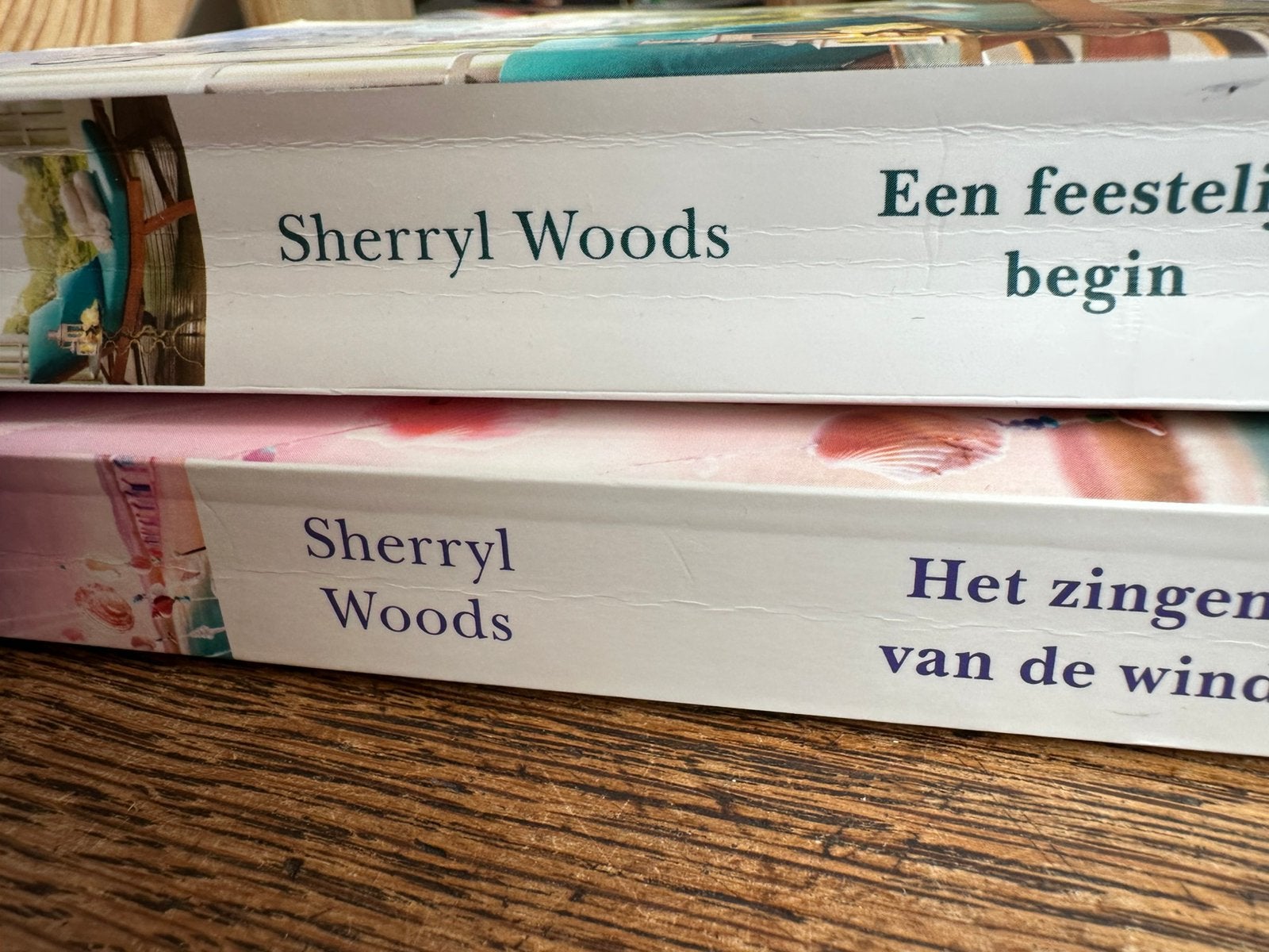 Sherryl Woods: 2 titels, Boeken, Ophalen of Verzenden, Zo goed als nieuw
