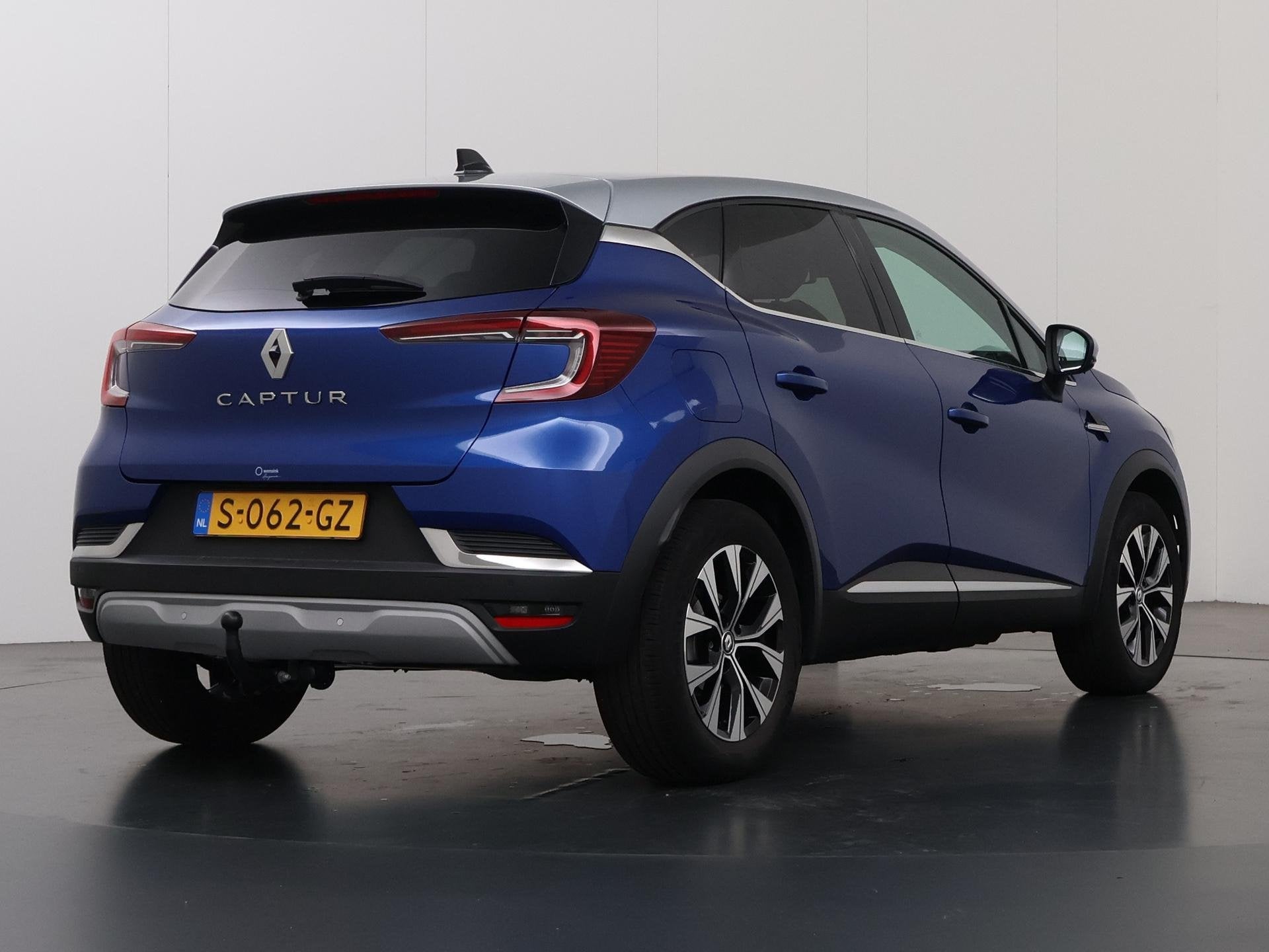 Renault Captur 1.0 TCe 90 techno | Trekhaak | Navigatie | Pa, Voorwielaandrijving, Gebruikt, Blauw, Leder en Stof