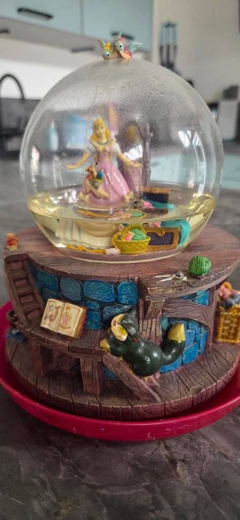Disney prinsessen sneeuwbol, Verzamelen, Disney, Ophalen, Overige figuren, Beeldje of Figuurtje