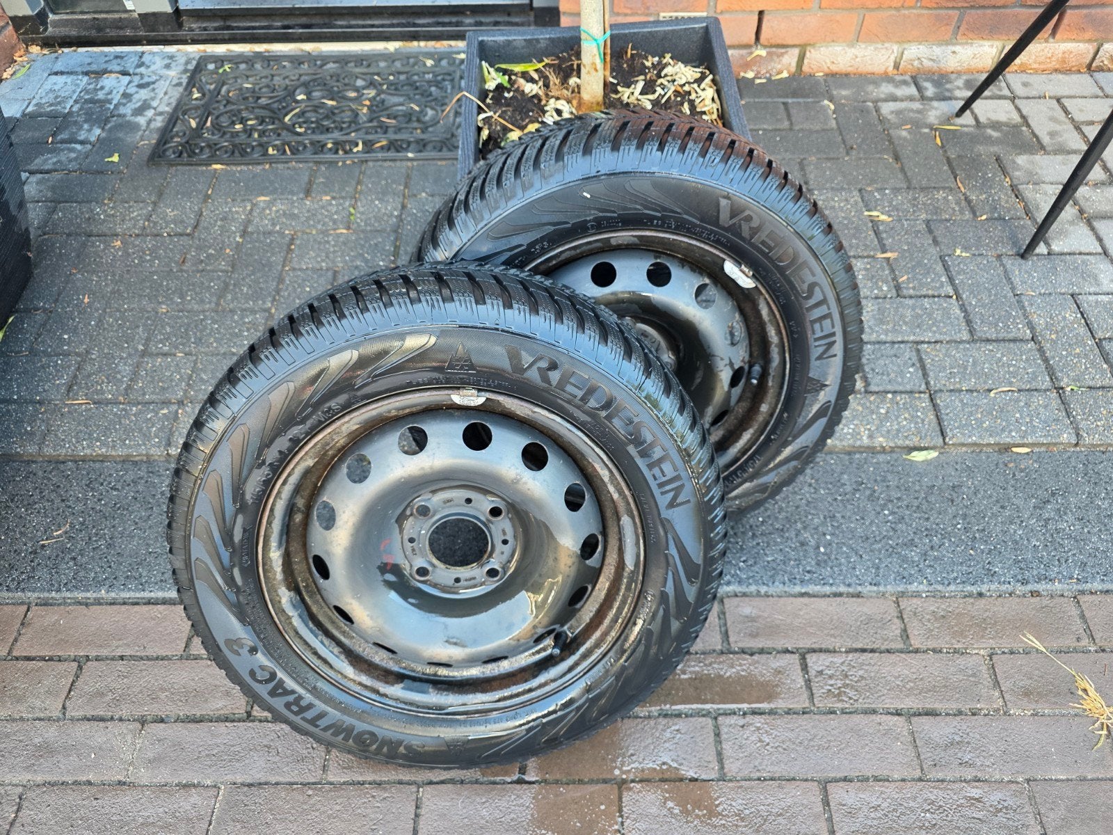 peugeot 206 winterbanden hankook en vredestijd., Ophalen, Gebruikt