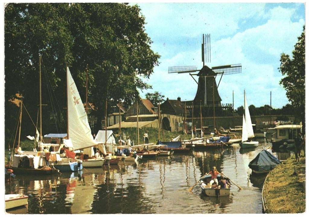 18237 Sloten Friesland 1974 Gezicht op molen Gelopen, Ophalen of Verzenden, 1960 tot 1980, Gelopen, Friesland
